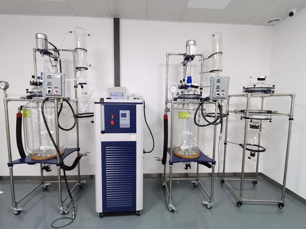 加熱制冷控溫一體機