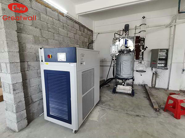 攪拌釜高低溫冷熱一體機(jī)使用說明書