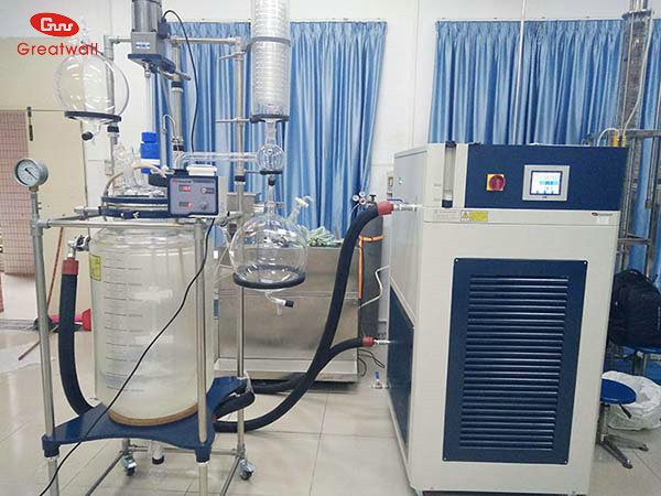 高低溫循環(huán)裝置配套反應釜使用要求